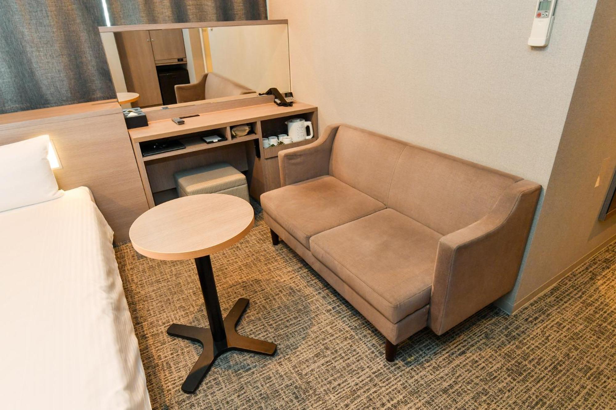 Sanco Shinkansen-guchi Annex 酒店 3*