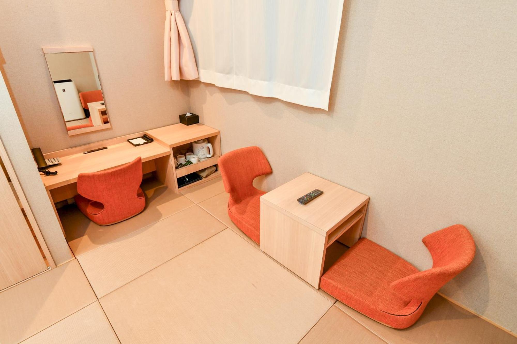 Sanco Shinkansen-guchi Annex 3*